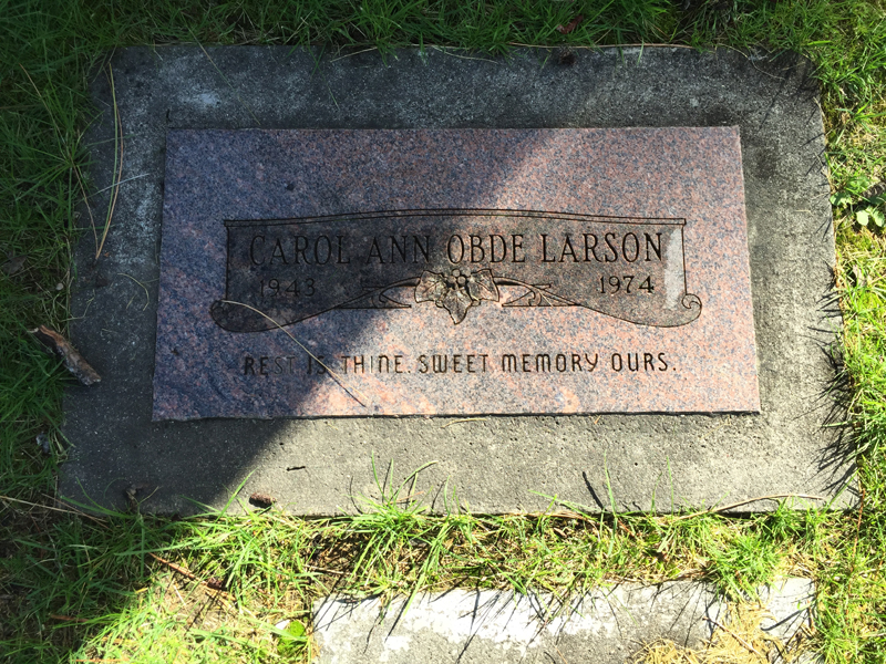 CarolLarson_grave.jpg